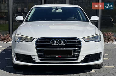 Седан Audi A6 2015 в 