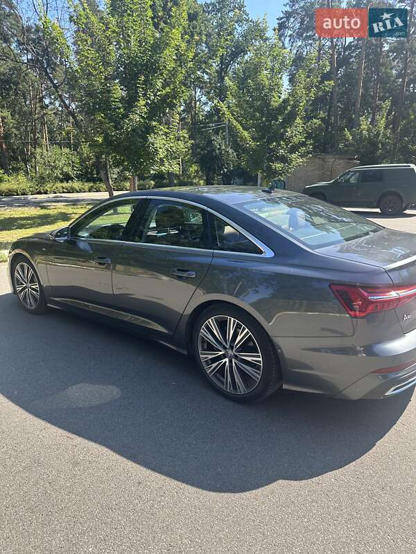 Седан Audi A6 2019 в Бучі