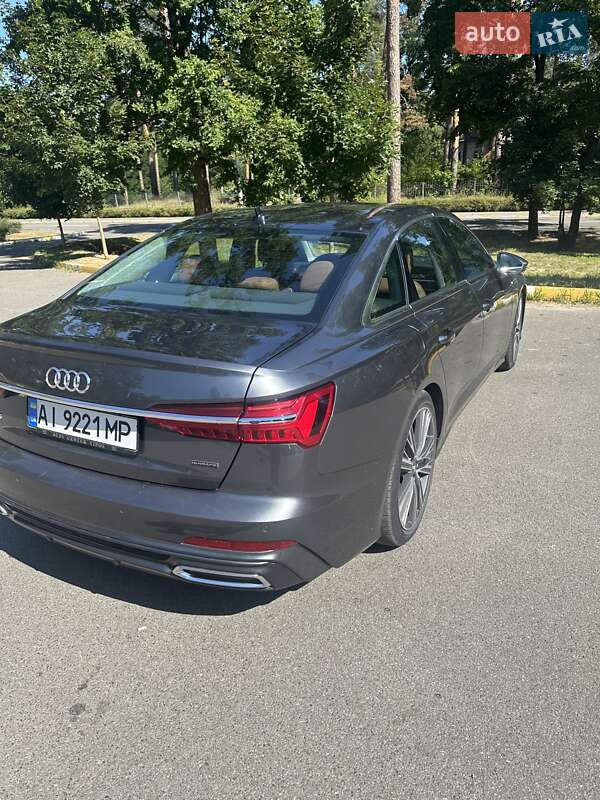 Седан Audi A6 2019 в Бучі