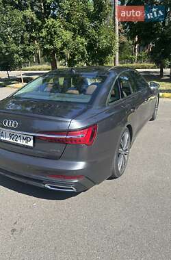 Седан Audi A6 2019 в 