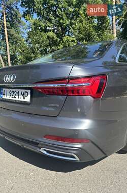 Седан Audi A6 2019 в 