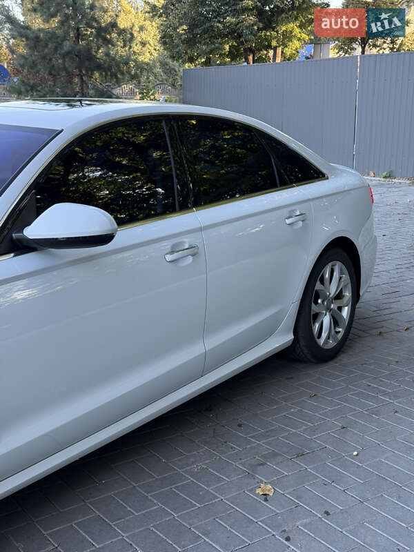 Седан Audi A6 2015 в Хмельницком