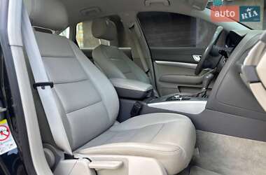 Седан Audi A6 2010 в 