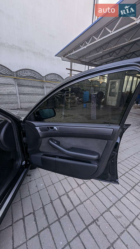 Седан Audi A6 2001 в Ровно