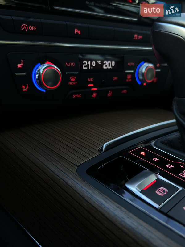 Седан Audi A6 2015 в Одессе