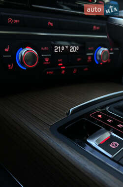 Седан Audi A6 2015 в 