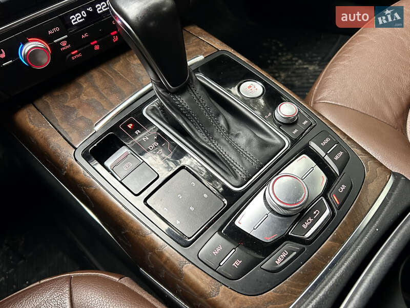 Седан Audi A6 2015 в Хмельницком