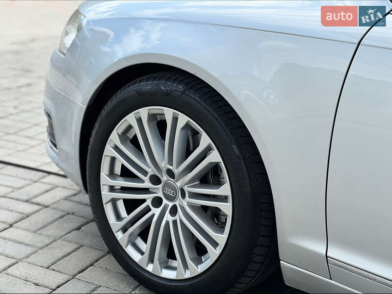 Седан Audi A6 2010 в Рахові