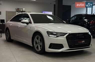 Седан Audi A6 2018 в 