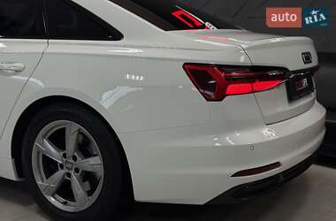 Седан Audi A6 2018 в 