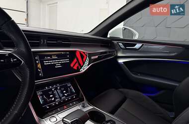 Седан Audi A6 2018 в 