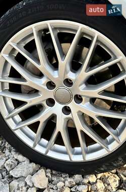 Седан Audi A6 2016 в 