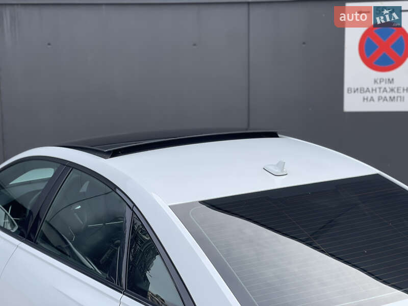 Седан Audi A6 2020 в Киеве