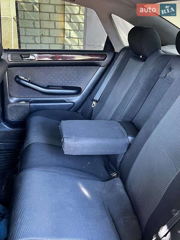 Седан Audi A6 1998 в Одессе