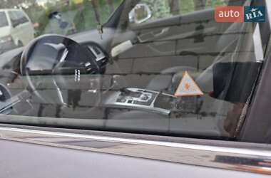 Универсал Audi A6 2011 в 
