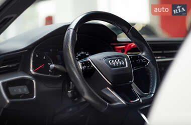 Седан Audi A6 2020 в 