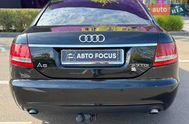 Седан Audi A6 2004 в 