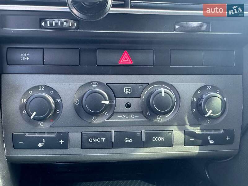 Седан Audi A6 2004 в Киеве