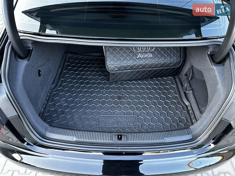 Седан Audi A6 2014 в Луцьку