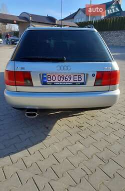 Універсал Audi A6 1996 в 