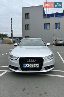 Седан Audi A6 2012 в 