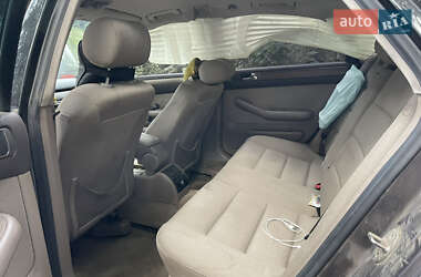 Седан Audi A6 2000 в 