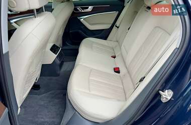 Седан Audi A6 2019 в 