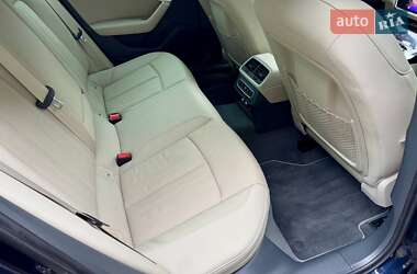 Седан Audi A6 2019 в 