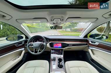 Седан Audi A6 2019 в 