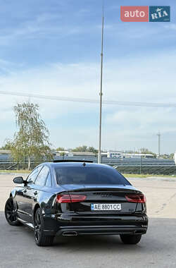 Седан Audi A6 2015 в 