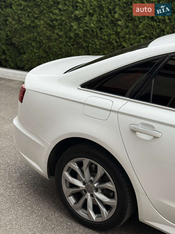 Седан Audi A6 2017 в Киеве