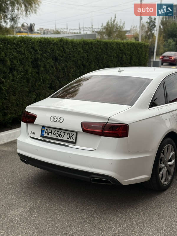 Седан Audi A6 2017 в Киеве