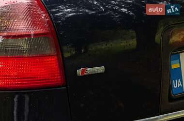 Седан Audi A6 2001 в 