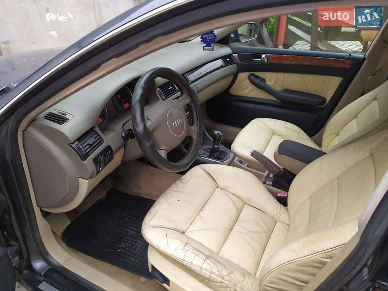 Универсал Audi A6 2003 в Снятине