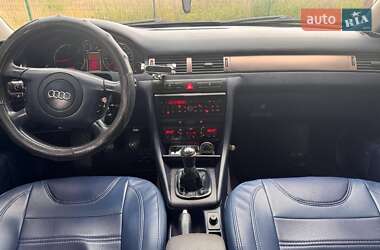 Седан Audi A6 2001 в 