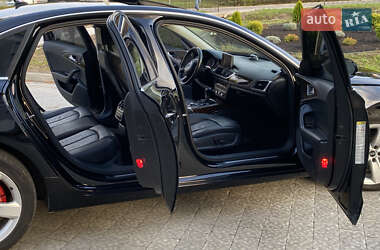Седан Audi A6 2012 в 