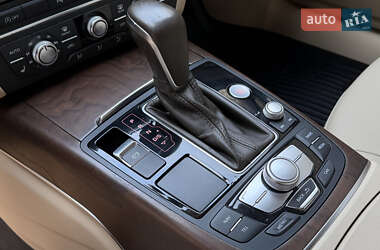 Седан Audi A6 2015 в 