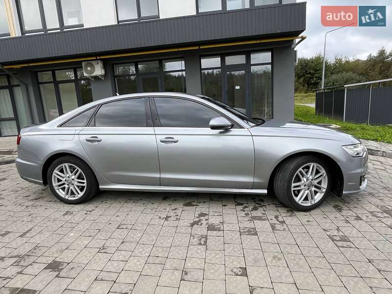 Седан Audi A6 2015 в Новояворовске