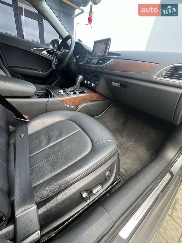 Седан Audi A6 2015 в Новояворовске