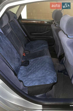 Седан Audi A6 1999 в 