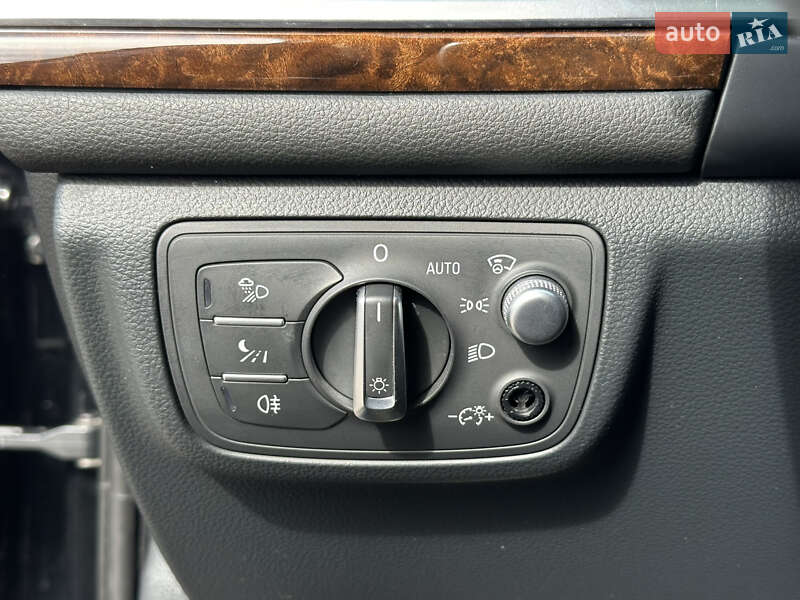 Седан Audi A6 2012 в Харькове