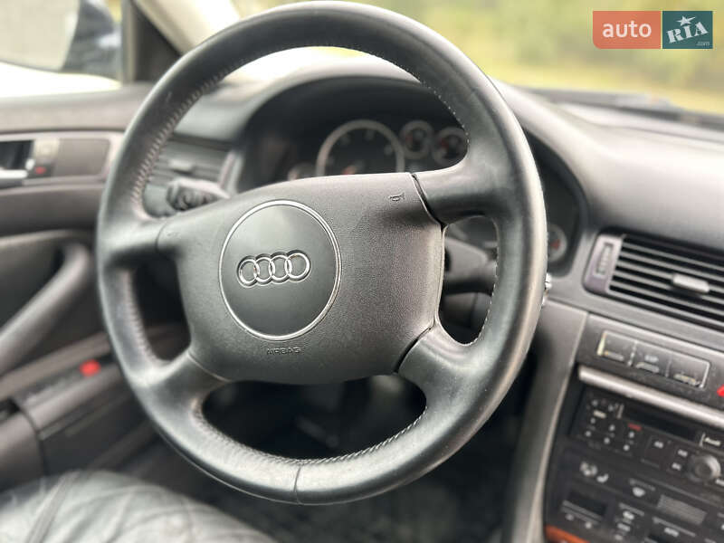 Универсал Audi A6 2003 в Костополе