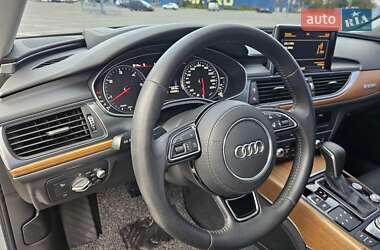 Седан Audi A6 2015 в 