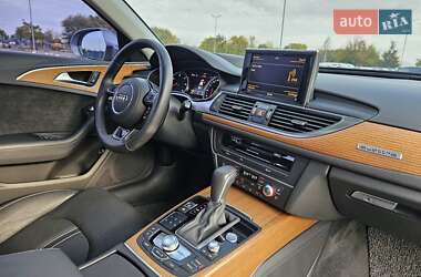 Седан Audi A6 2015 в 