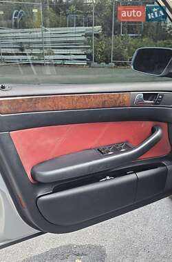 Универсал Audi A6 2000 в 
