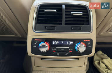 Седан Audi A6 2011 в 