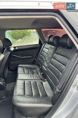 Универсал Audi A6 2004 в 