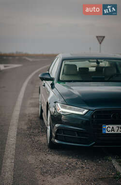 Седан Audi A6 2015 в 