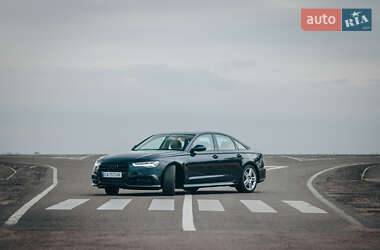 Седан Audi A6 2015 в 