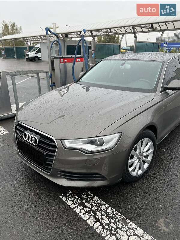 Седан Audi A6 2014 в Києві